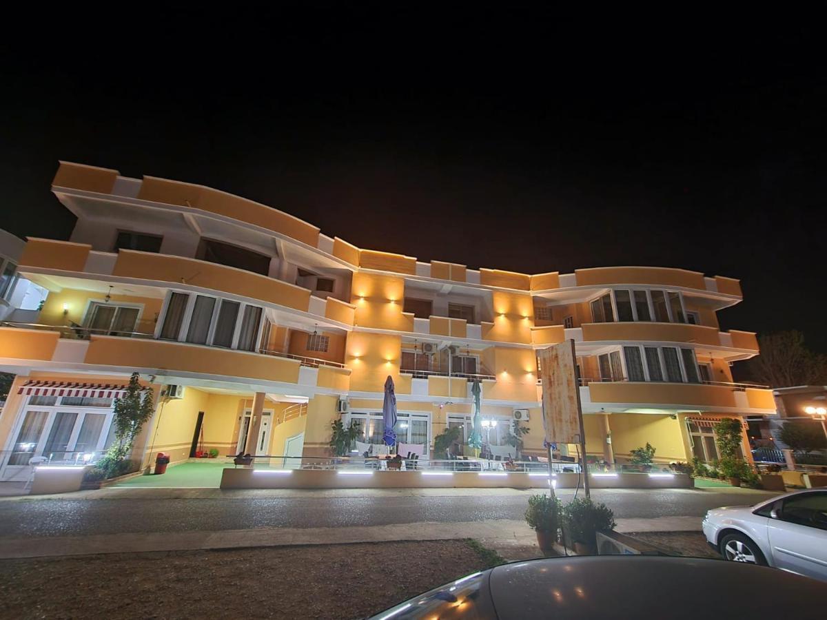 Grandino Rooms & Apartments อุลซิน ภายนอก รูปภาพ