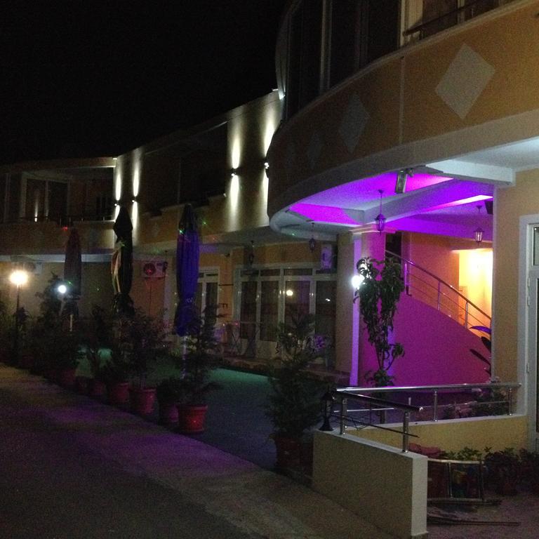 Grandino Rooms & Apartments อุลซิน ภายนอก รูปภาพ