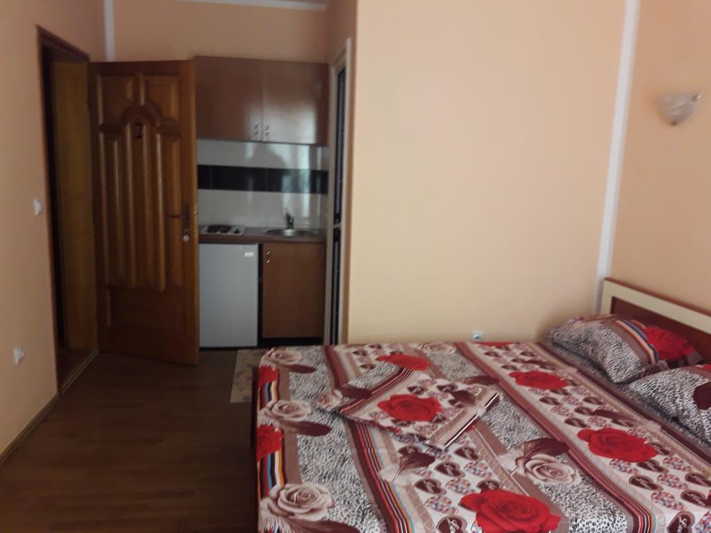 Grandino Rooms & Apartments อุลซิน ภายนอก รูปภาพ