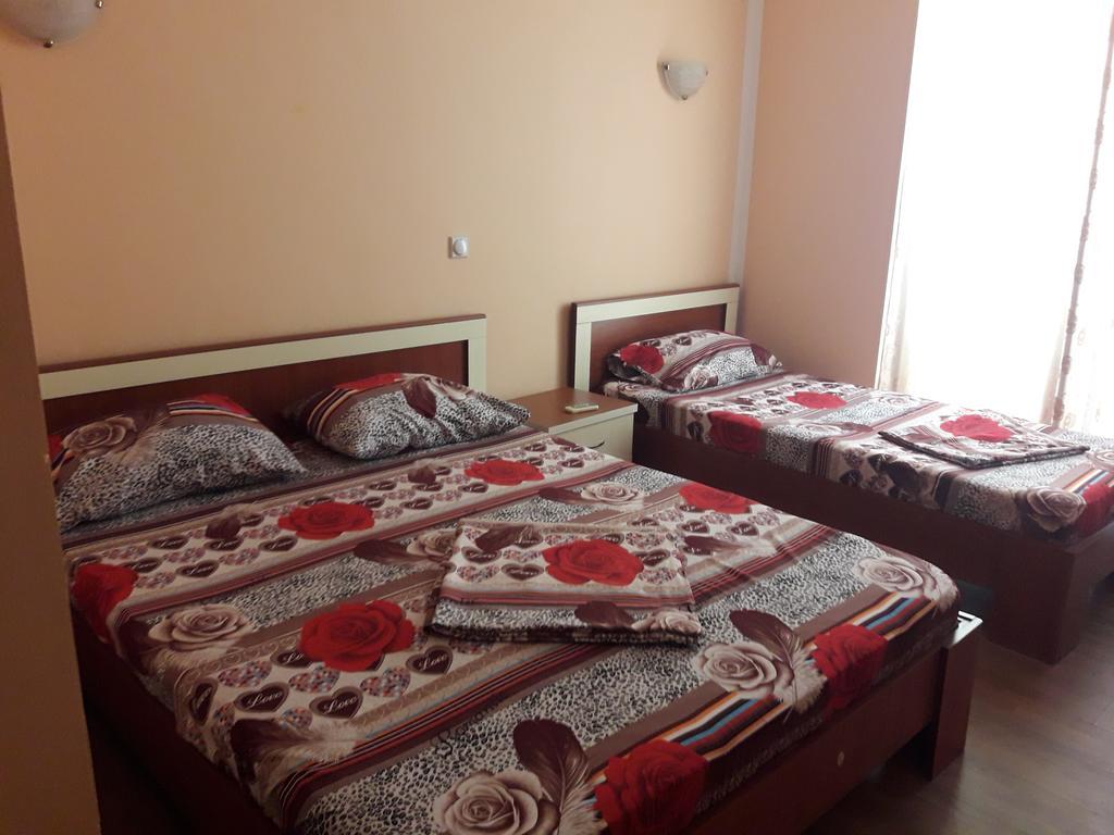 Grandino Rooms & Apartments อุลซิน ภายนอก รูปภาพ